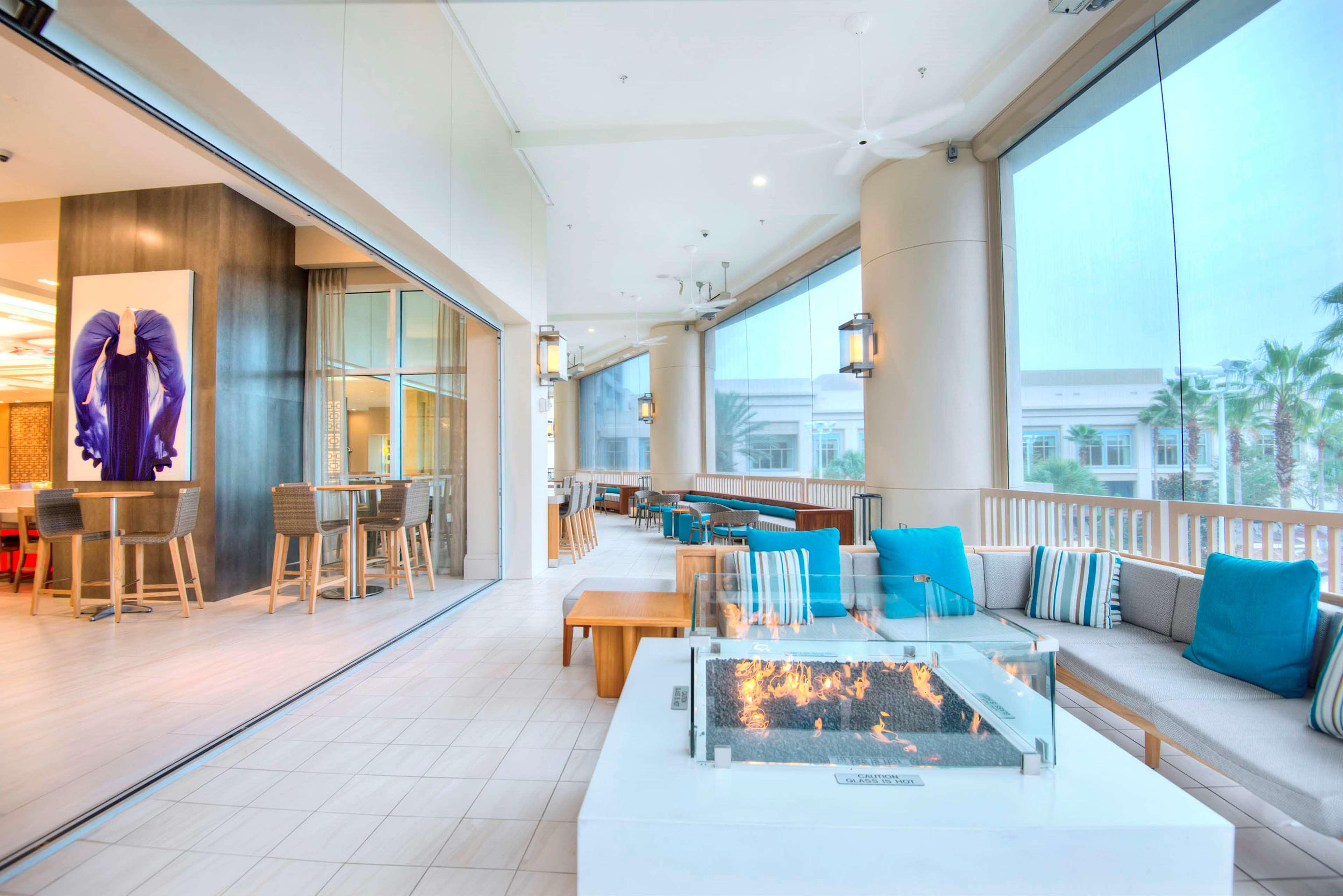 Signia By Hilton Orlando - An Official Walt Disney World Hotel Lake Buena Vista Exteriör bild